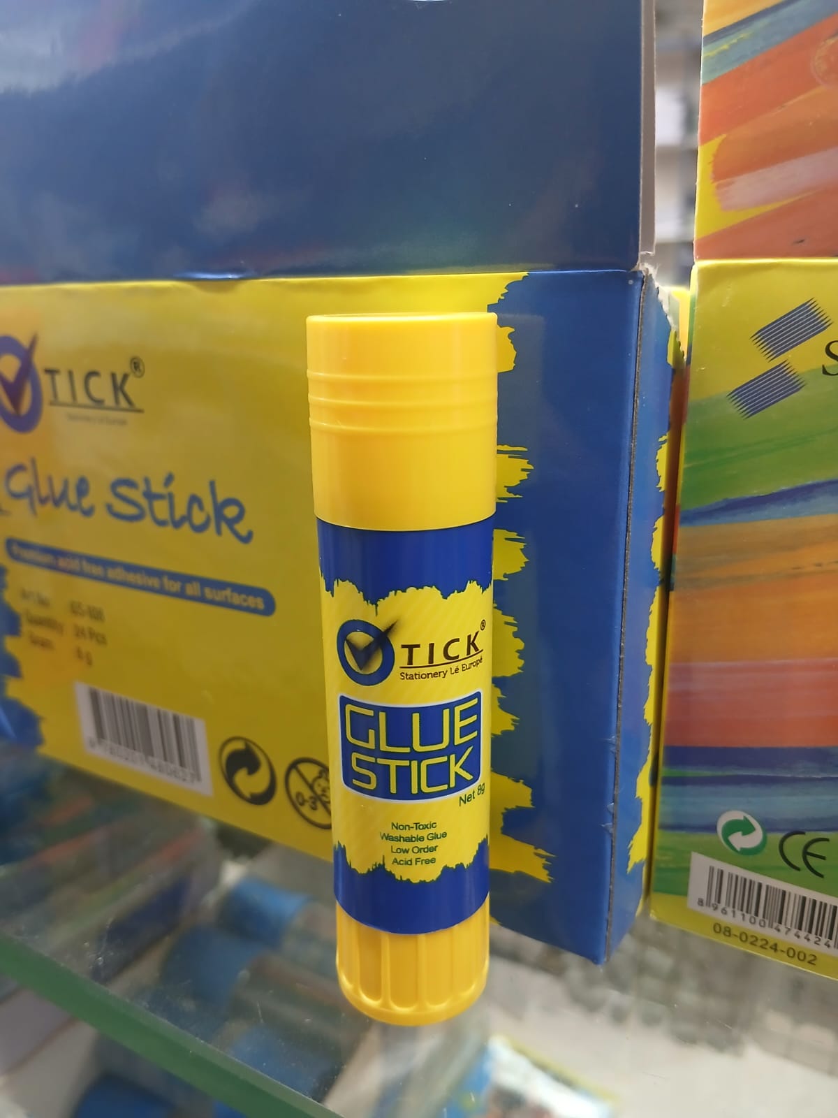 Tick Glue Stick 8g